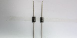 肖特基二极管1N5819的特性与应用解析